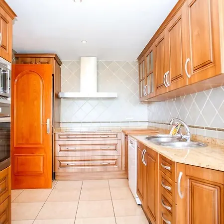 Nyaraló Cl13 - Spacious With Sea Views And Pool *