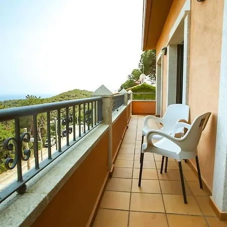 Cl13 - Spacious With Sea Views And Pool
