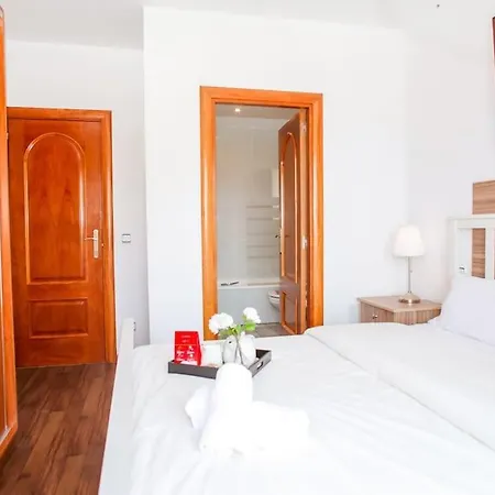 Cl13 - Spacious With Sea Views And Pool Lloret de Mar